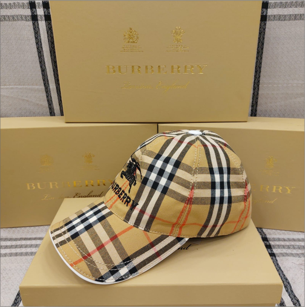 BURBERRY CHECK PRINT CAP