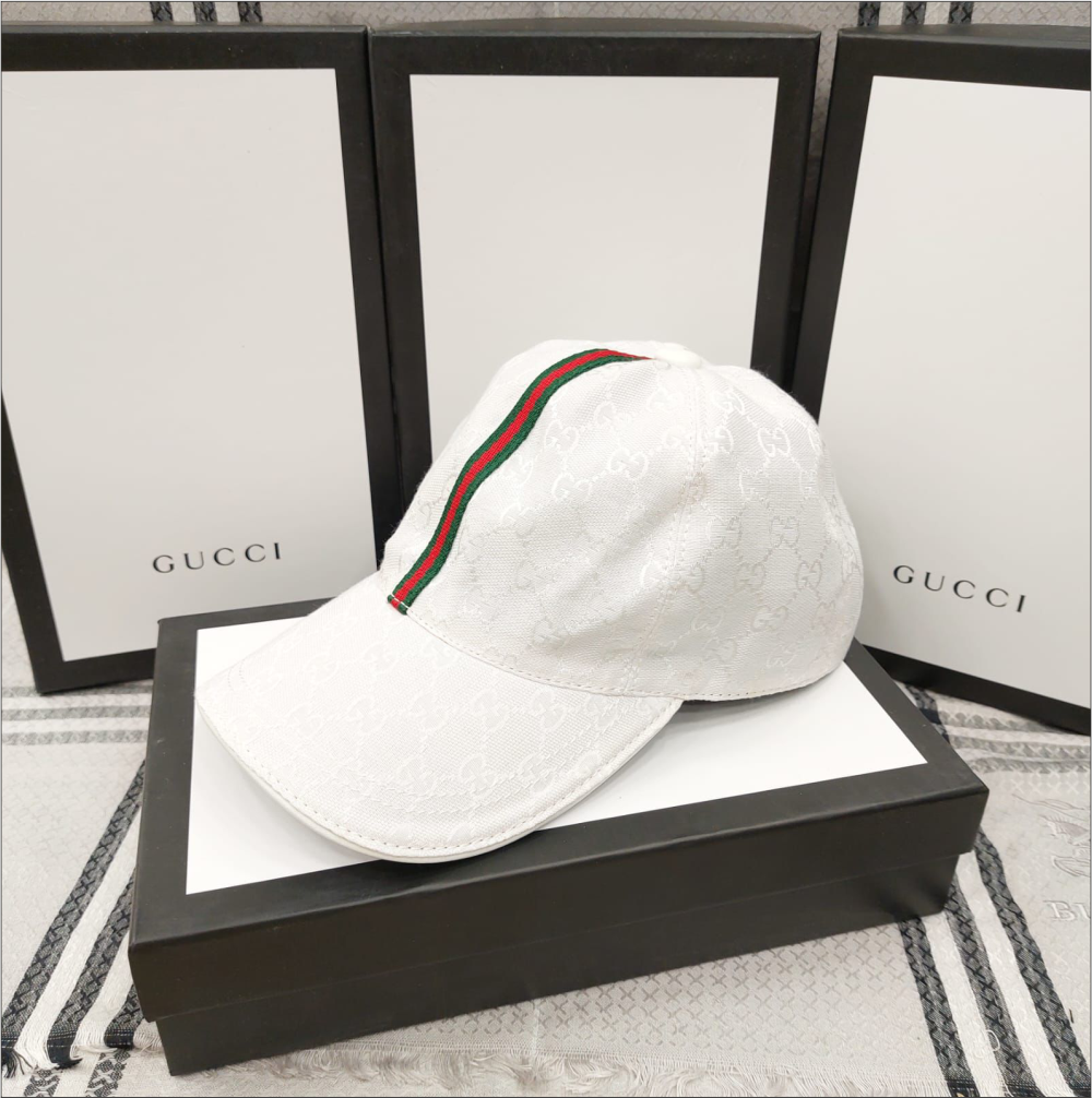 GUCCI WHITE CAP