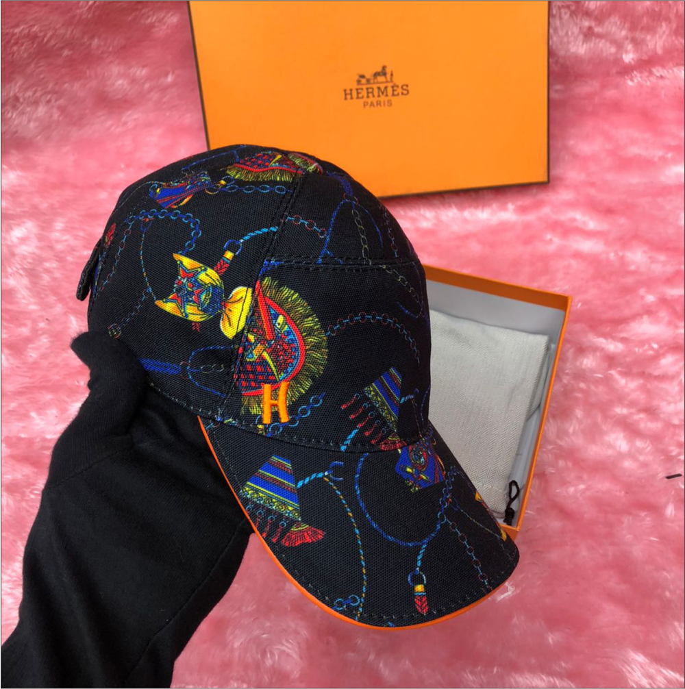HERMES BLACK CAP