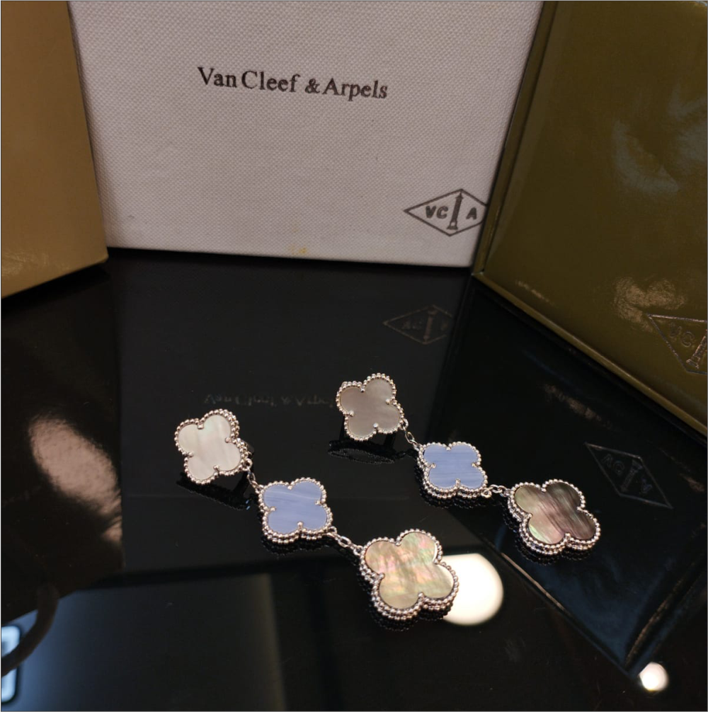 Van Cleef & Arpels women jewellery